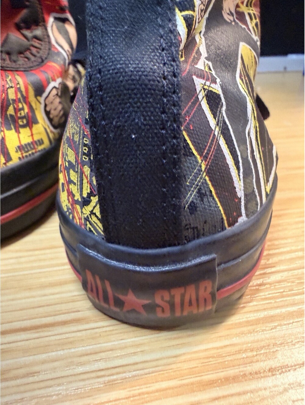 Converse All Star Chuck Taylor's The Dark Knight Rises Bane Men 8 Women 10 Shoe - Picture 16 of 16